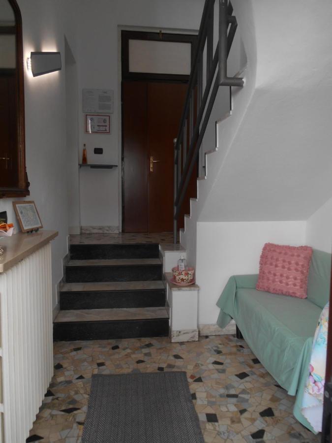 Bed and Breakfast Le Rose Malpensa Бусто-Арсизио Экстерьер фото