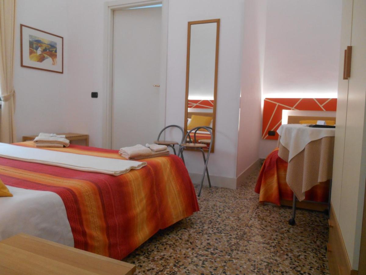 Bed and Breakfast Le Rose Malpensa Бусто-Арсизио Экстерьер фото