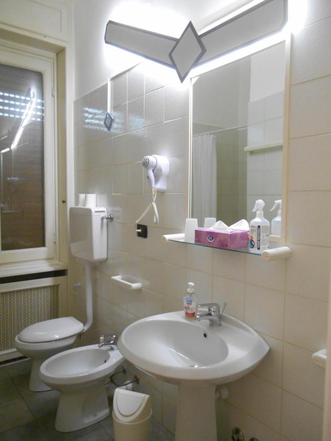 Bed and Breakfast Le Rose Malpensa Бусто-Арсизио Экстерьер фото