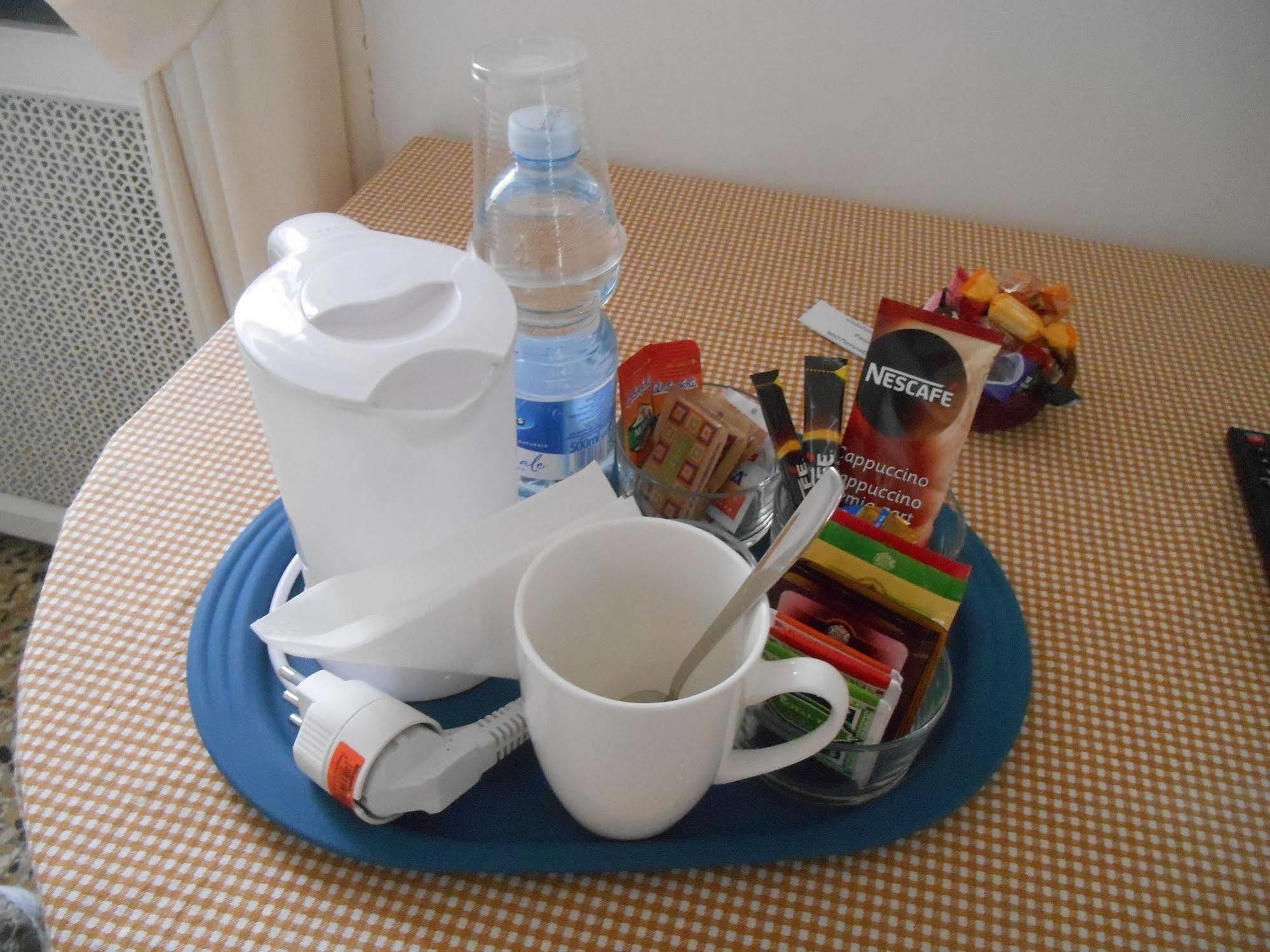 Bed and Breakfast Le Rose Malpensa Бусто-Арсизио Экстерьер фото
